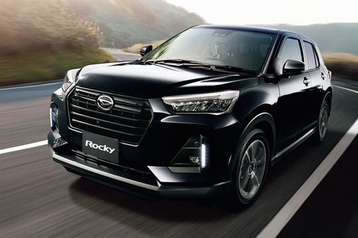 Daihatsu Rocky tampil lebih modern dengan dukungan fitur-fitur terkini di dalamnya. 