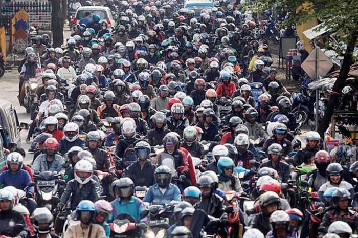 Jumlah motor di Indonesia sudah tembus 128 juta unit,paling banyak ada di Provinsi Jawa Timur.