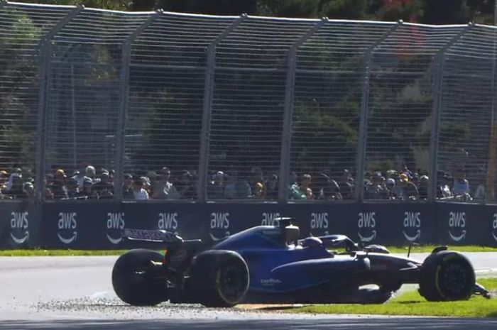 Red flag dikibarkan akibat insiden Alex Albon