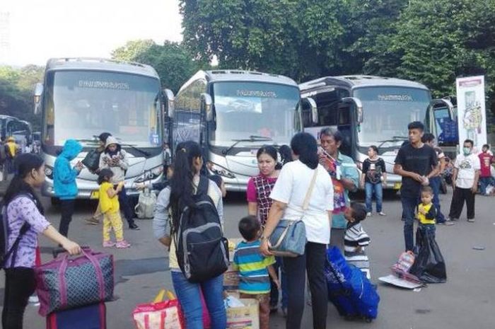 Kemenparekraf dan Kemenhub meluncurkan program mudik gratis Lebaran 2023.