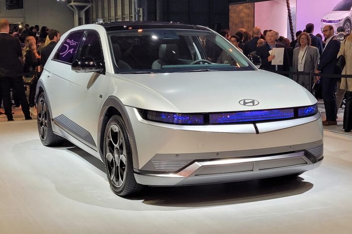 Hyundai Ioniq 5 versi Disney100 Platinum dipajang di New York Auto Show 2023