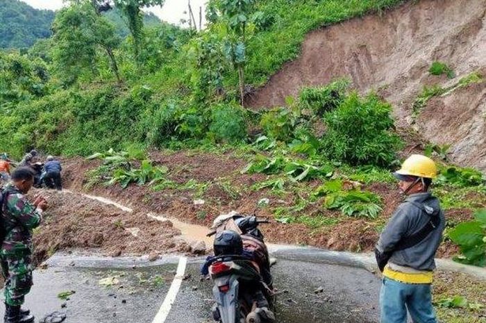 Situs Peta Mudik Aman dari BNPB bisa diakses pemudik untuk mengetahui potensi bencana di jalur darat. (foto ilustrasi)