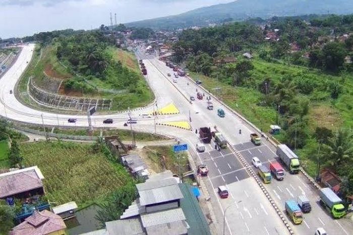 Tol Cisumdawu seksi 4,5,6 mulai dibuka fungsional untuk menyambut arus mudik Lebaran 2023, polisi imbau pemudik waspadai titik ini.