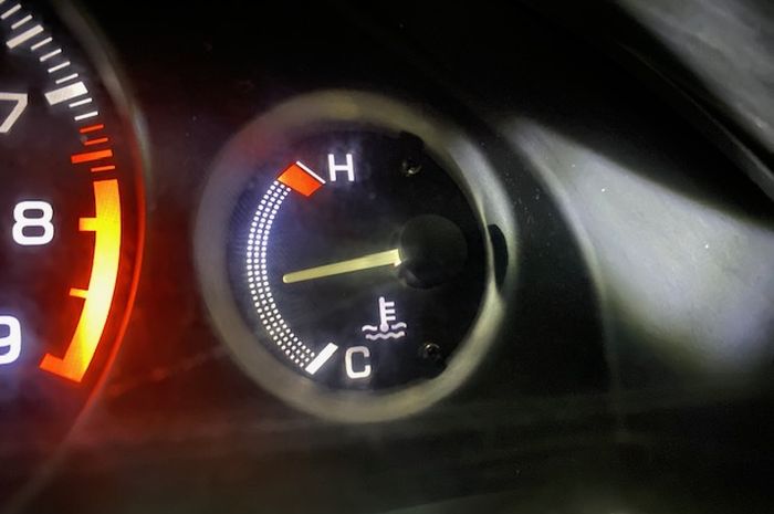 Ilustrasi temperatur mesin