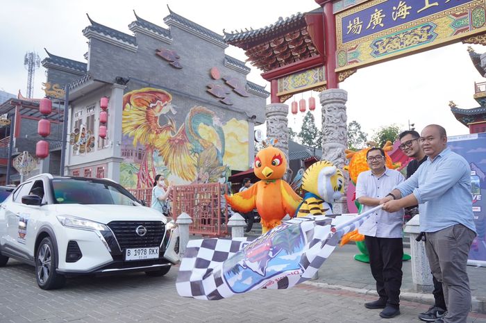 Pelepasan 13 mobil peserta Holiday Fun Drive 2023 di Old Sanghai, Sedayu City, Kelapa Gading, Jakarta (19/4/2023)