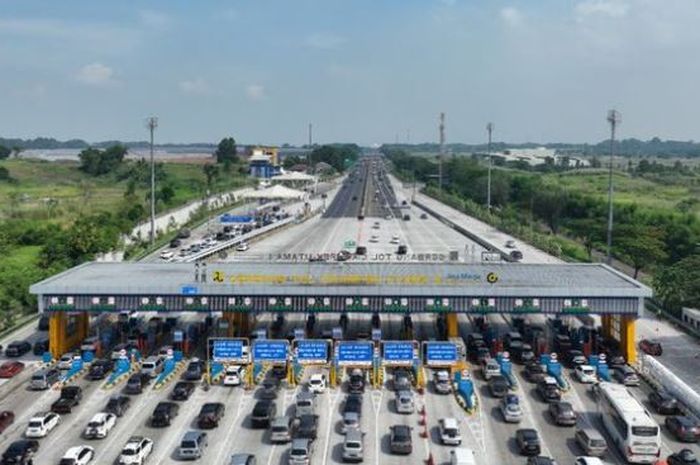 Kementerian Perhubungan menyebut 50 persen lebih kendaraan belum balik ke Jakarta pada H+4 Lebaran 2023.