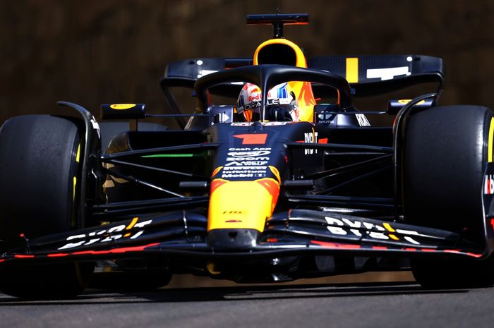 Max Verstappen berada di posisi teratas latihan bebas F1 Azerbaijan 2023