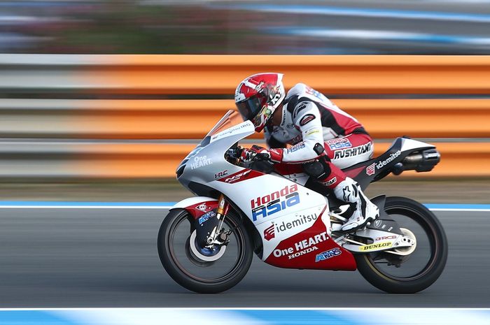 Gelombang panas dan grip yang minim membuat Mario Aji sulit tampil lebih baik di sesi latihan Moto3 Spanyol 2023.