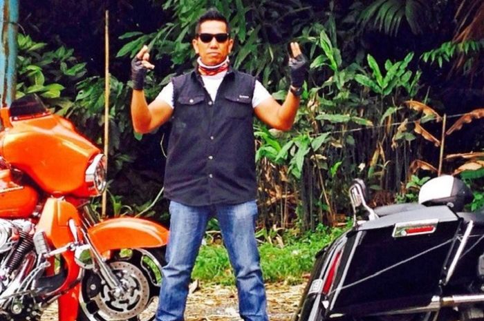 AKBP Achiruddin Hasibuan sering pamer moge Harley-Davidson, pernah todongkan pistol ke pemotor dan minta uang Rp 5 juta.