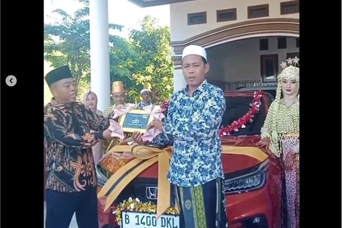 Sultan Madura nikah dengan seserahan Honda City Hatchback dan uang ratusan juta