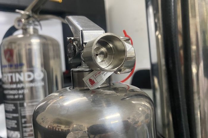 Alat pemadam api ringan (APAR) Hartindo AF31 khusus buat mobil listrik