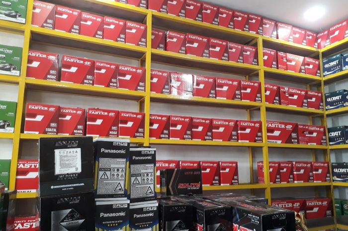 Beli Aki Mobil Baru Langsung Pasang atau Dicas Dulu? Ini Jawabannya