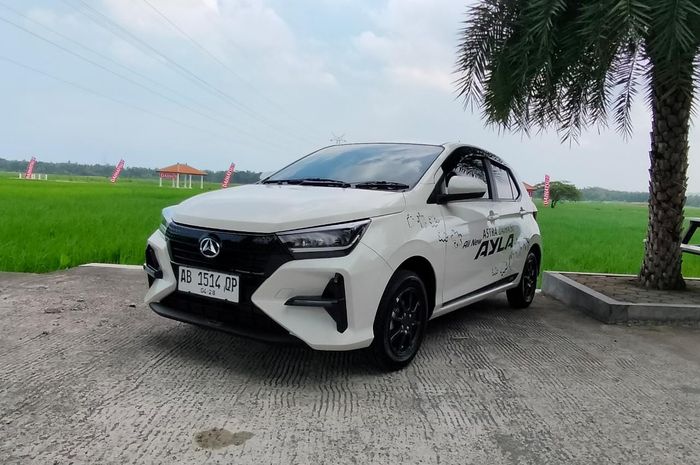 Test drive All New Daihatsu Ayla explore kota Yogyakarta 