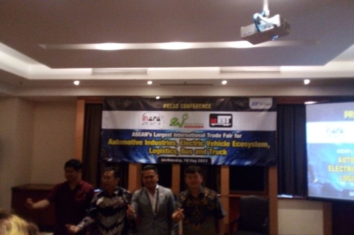 Konferensi pers Pameran Suku Cadang Otomotif terbesar se-ASEAN atau INAPA 2023, di Hotel Bidakara, Pancoran, Jakarta Selatan