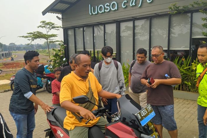 Komunitas Nissan March Indonesia (March-I) Chapter