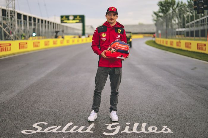 Charles Leclerc memakai helm spesial Gilles Villeneuve di F1 Kanada 2023