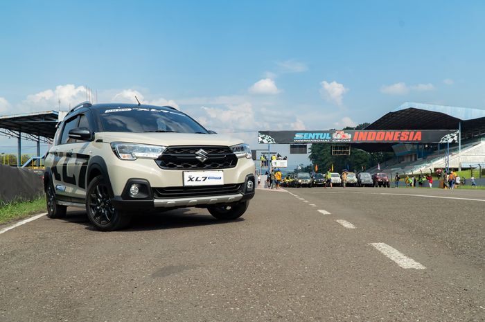 Suzuki New XL7 Hybrid turut dipamerkan di Sirkuit Sentul, Bogor bersamaan acara Indonesia Jimny Festival (17-18/6/2023)