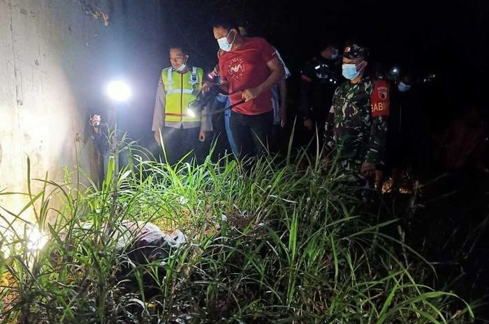 Lokasi penemuan mayat tergulung karpet di tol Solo-Ngawi KM 557