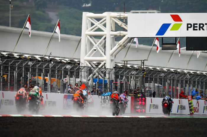 Harga tiket MotoGP Indonesia 2023 akhirnya resmi diumumkan, mulai dijual Senin depan, harga mulai Rp 250 ribu.