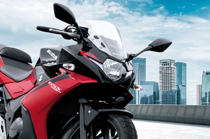 Penampakan Suzuki GSXR250, motor sport 250 cc dua silinder yang bisa jadi penantang Honda CBR250RR.