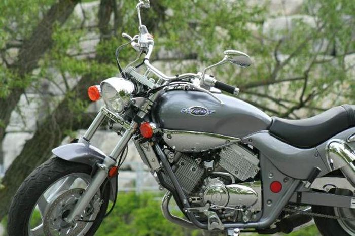Penampakan Kymco Venox 250, cruiser bermesin V-Twin mirip Harley-Davidson.