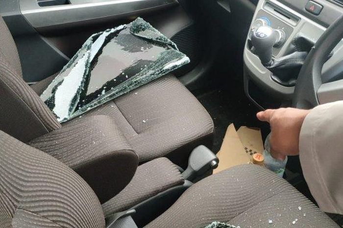 Mobil kepala desa jadi sasaran pecah kaca, Rp 150 juta ludes diangkut maling