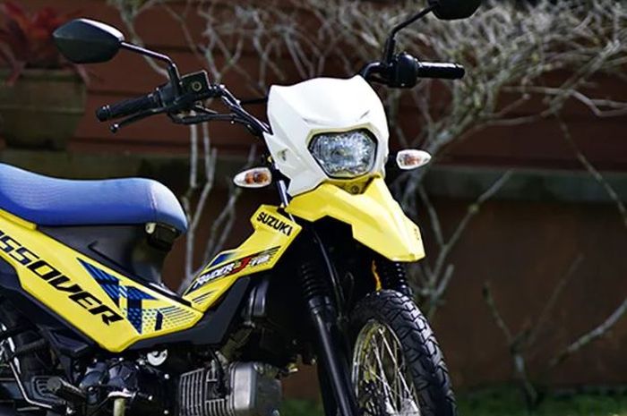 Penampakan Suzuki Raider J Crossover, saudara Suzuki Satria F150 yang bergaya motor bebek trail.