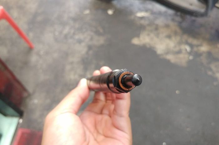 Ilustrasi injektor mobil diesel