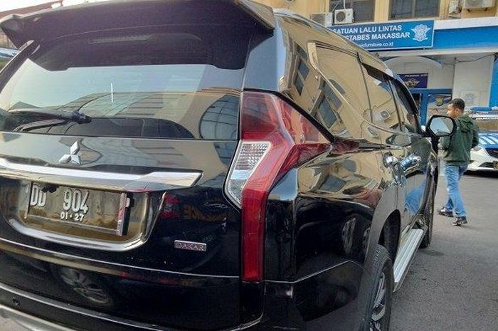 Mitsubishi Pajero Sport berpelat nomor palsu DD 904 yang sempat belagu ugal-ugalan di Jl Urip Sumoharjo, kota Makassar diamankan Satlantas Polrestabes Makassar