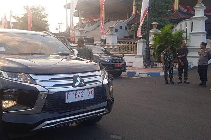 Mitsubishi Pajero Sport baru yang dibeli Pemkab Jember untuk 9 pimpinan Forkopimda