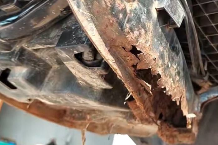 Rangka eSAF Honda BeAT Deluxe yang keropos di bagian bawah