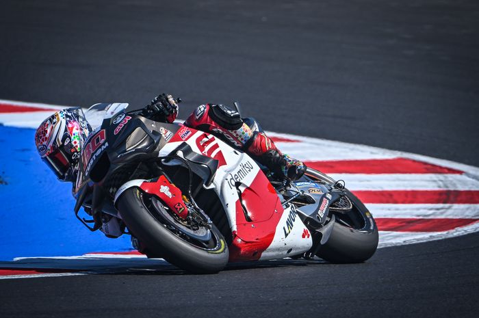 Takaaki Nakagami resmi bertahan di tim LCR Honda untuk MotoGP 2024