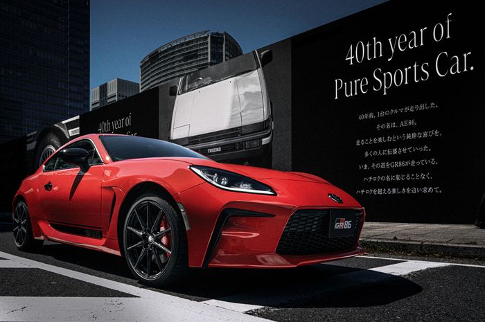 Toyota merayakan 40 tahun AE86 dengan merilis GR 86 spesial.