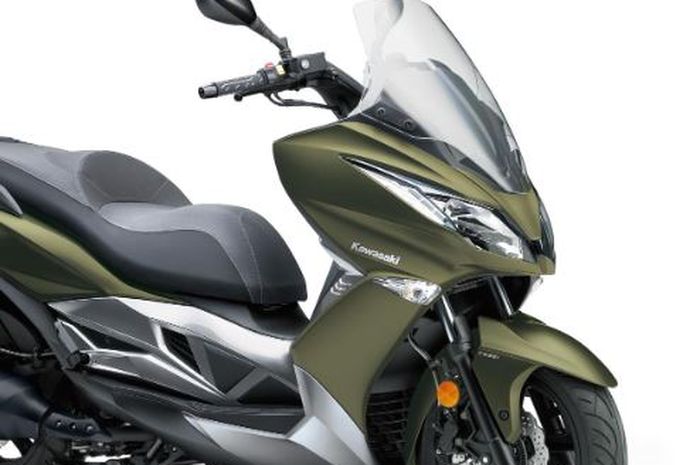 Penampakan skutik gambot Kawasaki J300, Yamaha XMAX bisa bergetar lihat speknya.