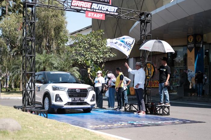 Pelepasan peserta Kejurda Time Rally Jabar 2023 putaran kedua di Grage City Mall, Cirebon, Jabar