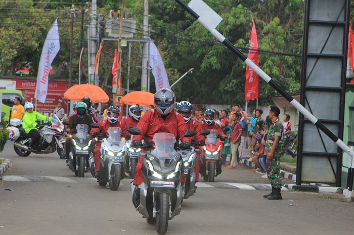 Sejumlah bikers ramaikan Honda Bikers Day (HBD 2023) Regional Sumatera yang digelar di Lampung 