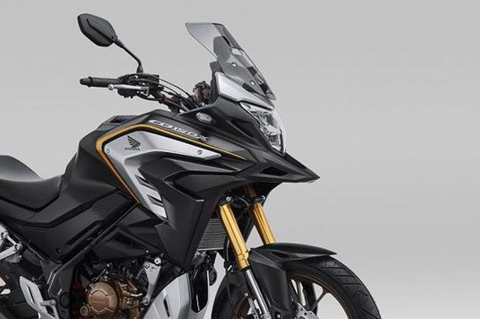 Pilihan motor adventure buat yang enggak suka ribet, segini harga Honda CB150X baru.