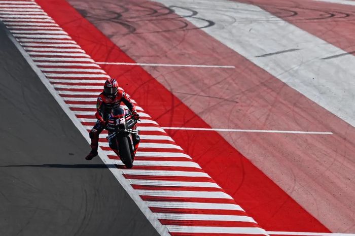 Maverick Vinales pimpin sesi warm up MotoGP Indonesia 2023