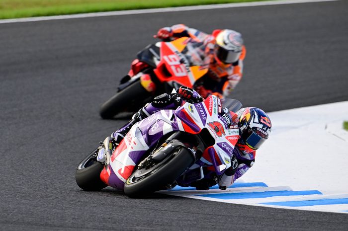 Honda dibikin pusing lagi, Johann Zarco ogah gantikan Marc Marquez di tim pabrikan gara-gara hal ini.