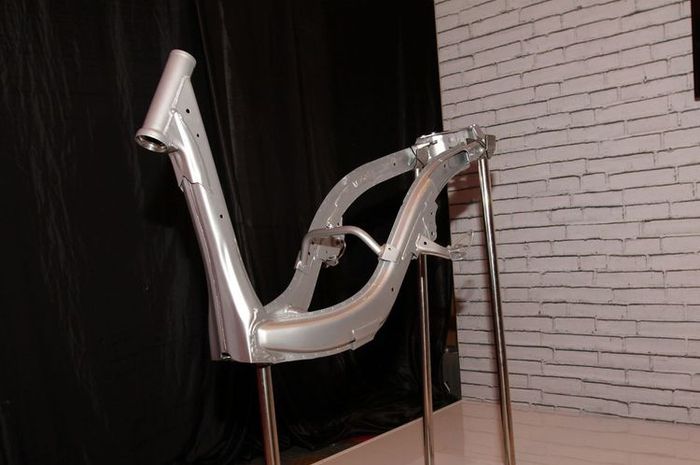 Ilustrasi rangka eSAF di motor matic Honda 