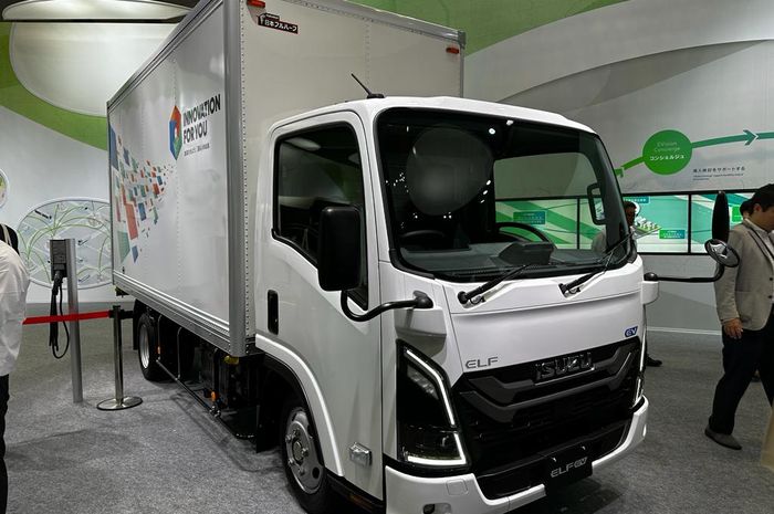 Isuzu ELF EV 