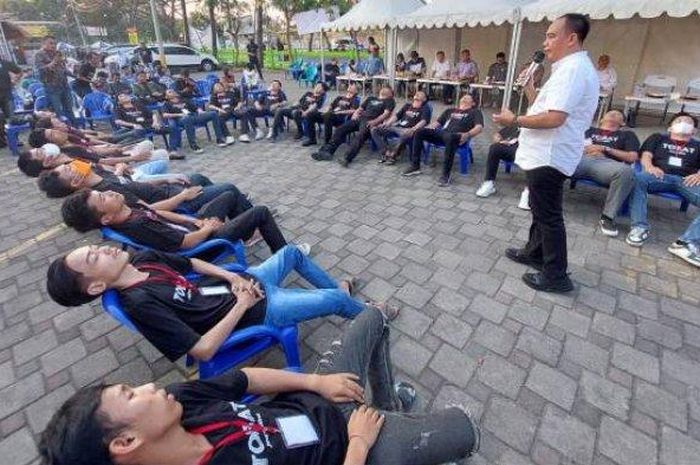 Para korban kecanduan judi online menjalani hypnotherapy yang digelar Forum Jurnalis Televisi (FJTV) bersama Ditreskrimsus Polda Lampung