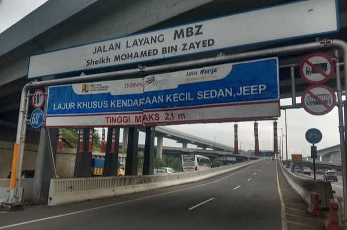 penjelasan kenapa Jalan Tol Layang Jakarta-Cikampek berubah namanya menjadi Jalan Layang MBZ.