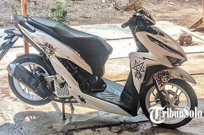 Honda Vario putih milik penjual es teh kandas kena modus pinjam 