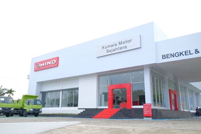 Hino resmikan dealer baru di Balikpapan