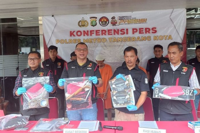 Konferensi pers kasus percobaan pembunuhan anggota Polisi oleh oknum Dishub DKI Jakarta