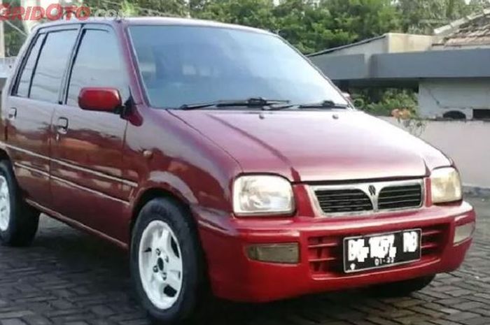 Harga mobil bekas Daihatsu Ceria 2001-2006.
