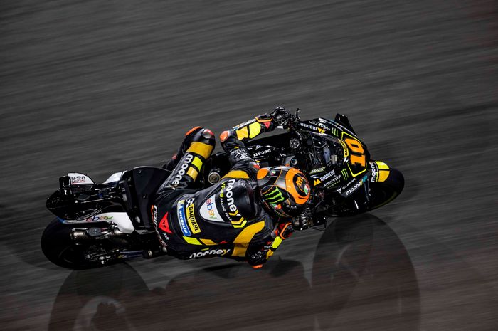 Luca Marini rebut pole position kualifikasi MotoGP Qatar 2023, tim Repsol Honda senyum-senyum nih