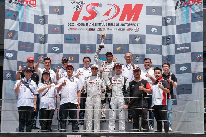 Tim Gazoo Racing tambah koleksi  piala di Indonesia Sentul Series of Motorsport (ISSOM) 2023 