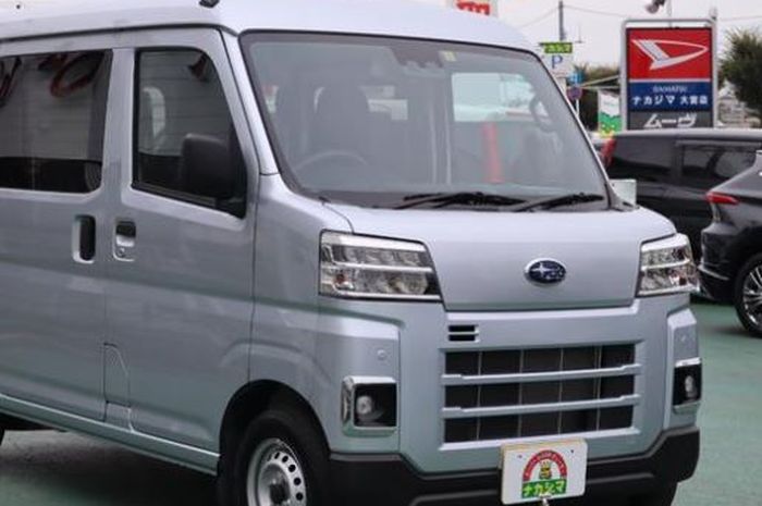 penampakan mobil baru Subaru Sambar Van Transporter yang kembaran dengan Daihatsu Hijet Cargo